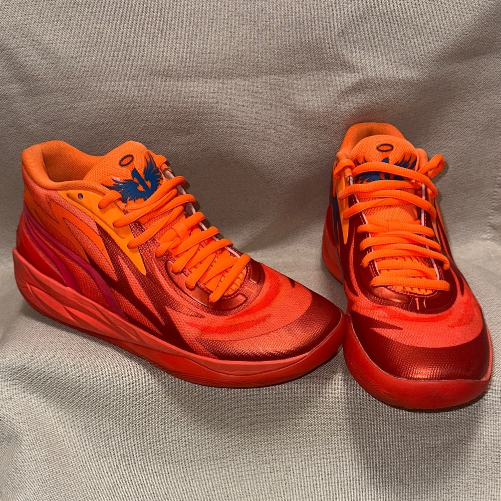 🔴 SOLD 🔴 Puma MELO Red and Orange Basketball Sneakers